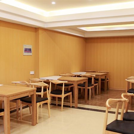 Greentree Inn Tianjin West Railway Station Stage Hotel Dış mekan fotoğraf
